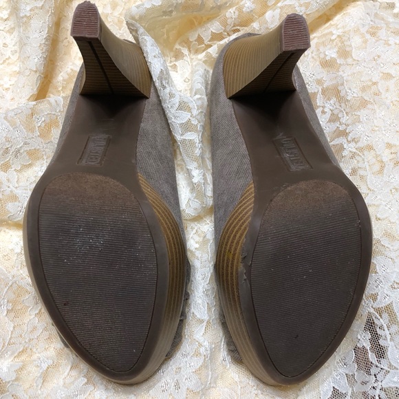 💜 6/$25 Kenneth Cole Womens Unlisted High Heels - Picture 5 of 8